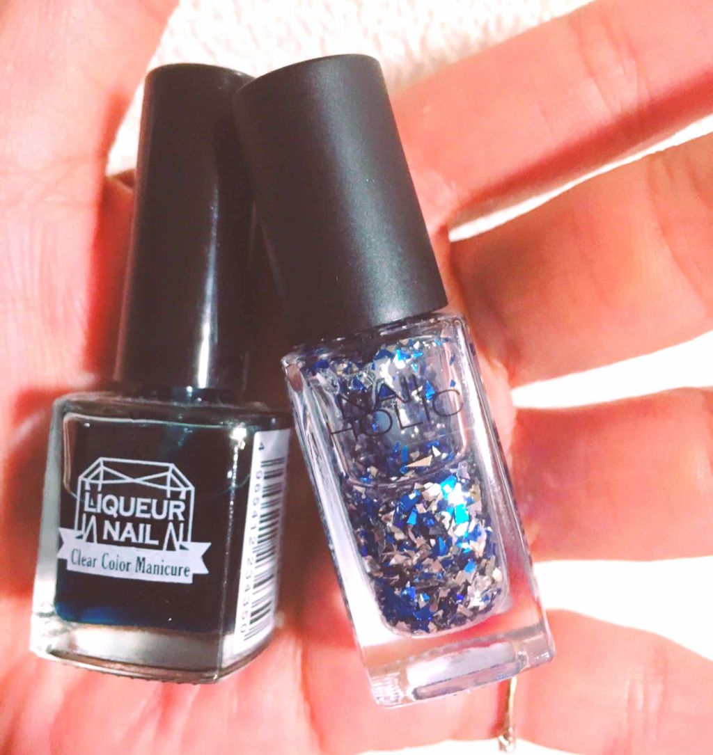 ネイルホリック パーティーフレーク/ネイルホリック/マニキュアを使ったクチコミ(2枚目)