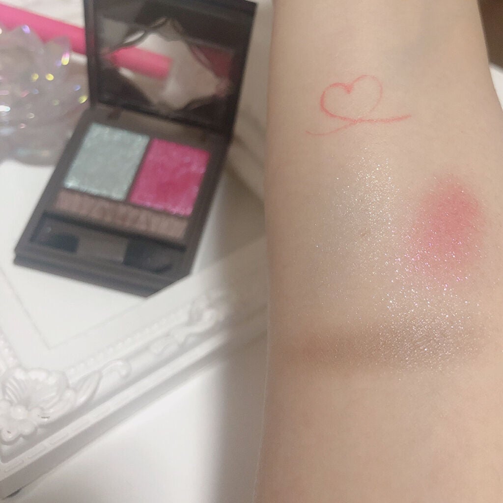 カラーインパクト リキッドライナー/Visée/リキッドアイライナーを使ったクチコミ(2枚目)