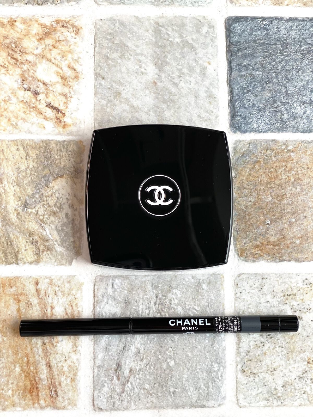 レ キャトル オンブル/CHANEL/アイシャドウパレットを使ったクチコミ（2枚目）