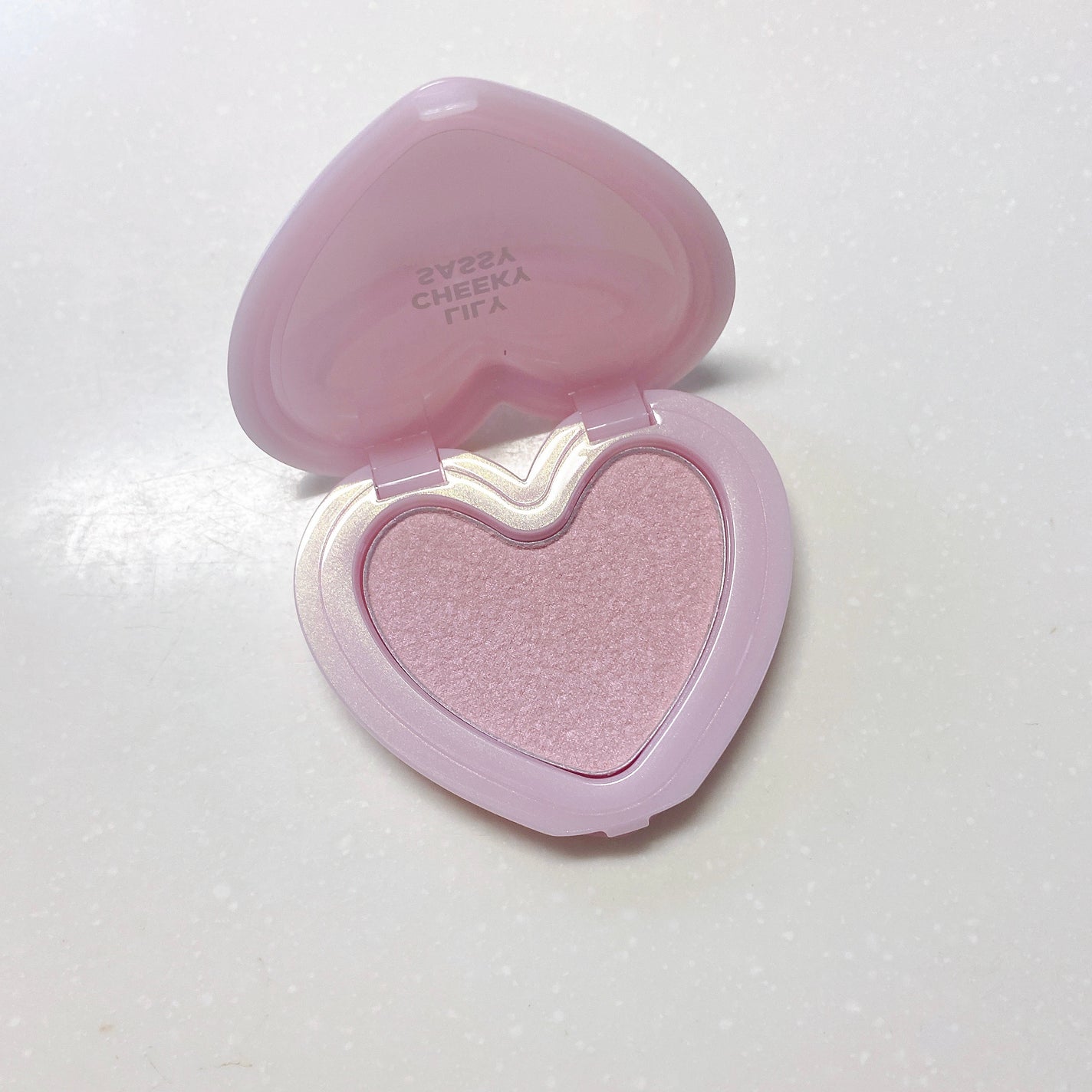 ラヴビーム グロウヴェール/lilybyred/パウダーハイライトを使ったクチコミ(2枚目)