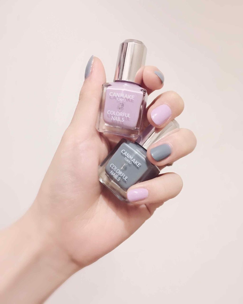カラフルネイルズ 97 スモーキーアクア/キャンメイク/マニキュアを使ったクチコミ（1枚目）