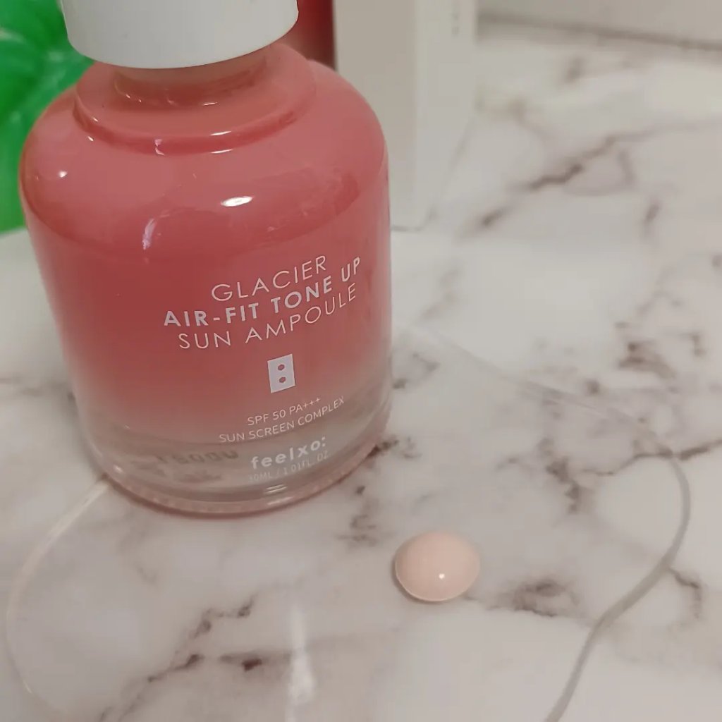 ピルソ グラシアエアフィットトーンアップサンアンプル SPF50 PA+++/feelxo/化粧下地を使ったクチコミ（2枚目）