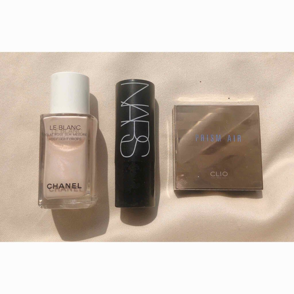 ル ブラン ロージー ドロップス/CHANEL/リキッドハイライトを使ったクチコミ（1枚目）