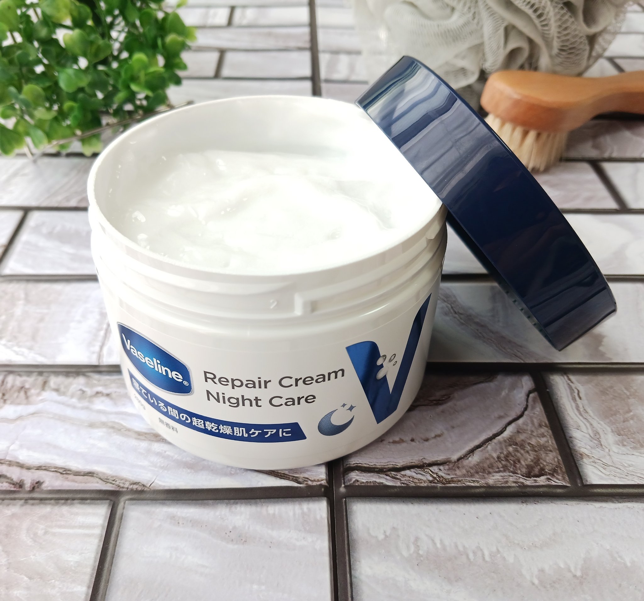 ヴァセリンリペアクリームナイトケア/ヴァセリン/ボディクリームを使ったクチコミ（2枚目）