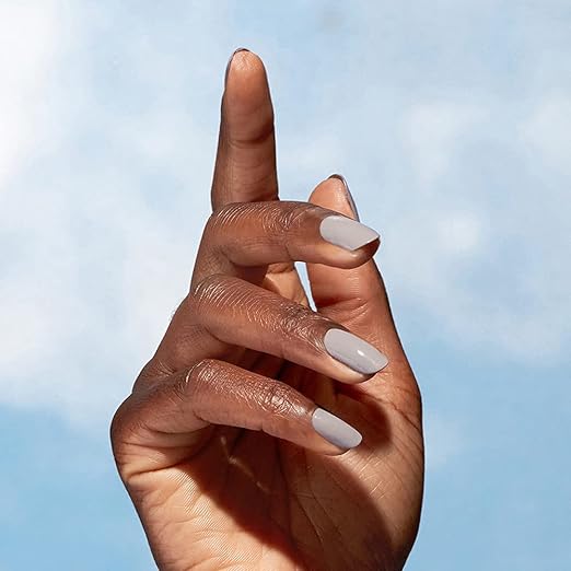 ネイチャーストロング・ネイルラッカー NAT027 Dawn of a New Gray