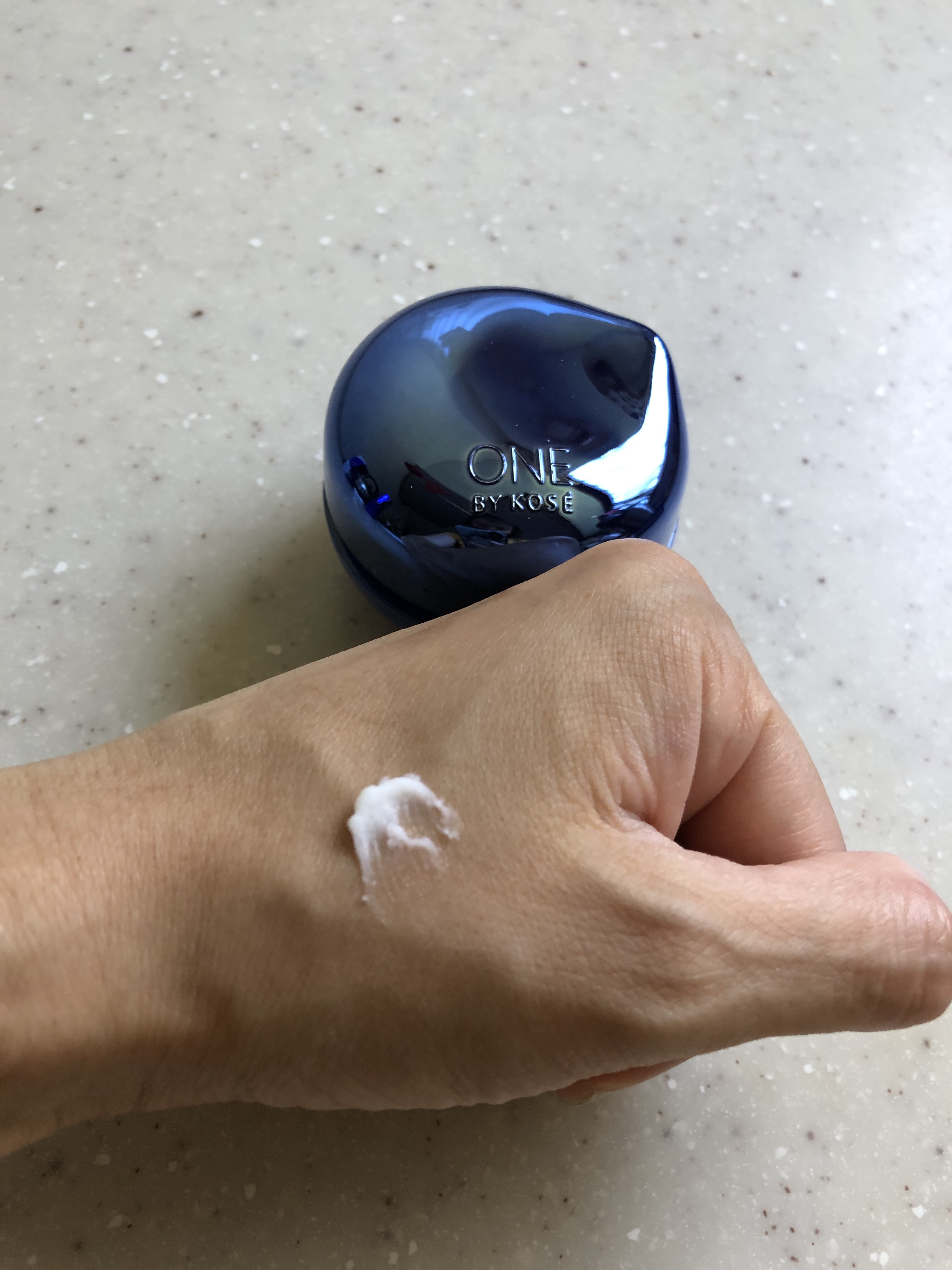 セラム シールド/ONE BY KOSE/フェイスバームを使ったクチコミ（2枚目）