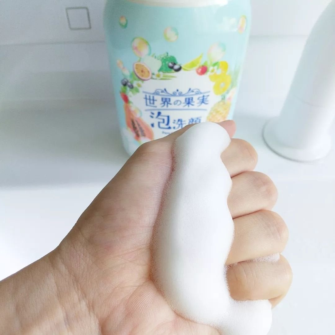 世界の果実 すっきり泡洗顔/世界の果実/泡洗顔を使ったクチコミ(4枚目)