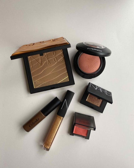パラダイスファウンド ブロンズパウダー/NARS/パウダーチークを使ったクチコミ(2枚目)