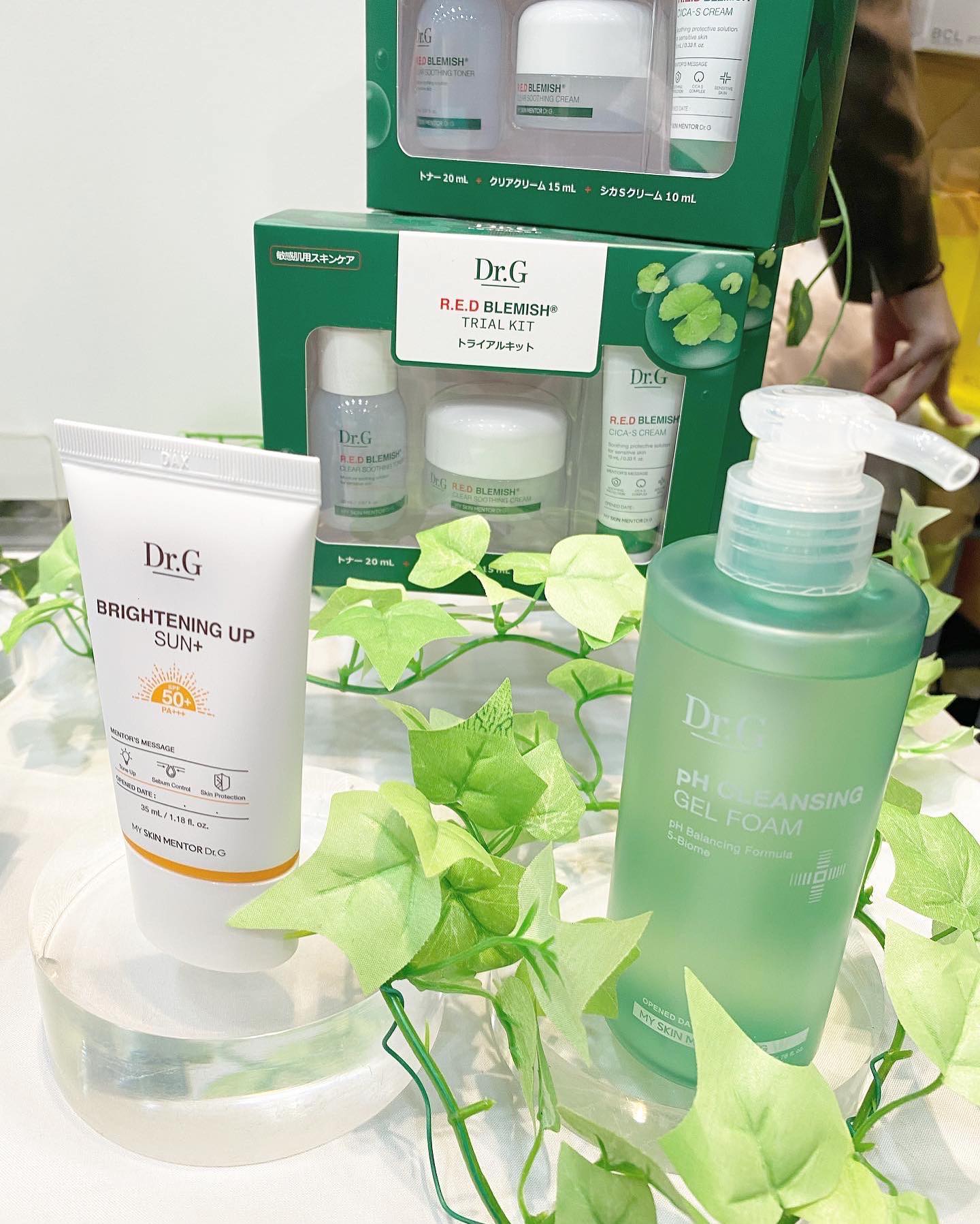 マニフィーク 2STEP スキンケア トラベルセットのクチコミ「ロフト グリーンプロジェクト展示会　コスメ部分を紹介したいと思います🫶🏻

❤︎ Pax ol.....」（3枚目）