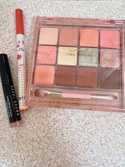 リッチ&ダズリン ハイシャイン スパークリング リップグロス/Too Faced/リップグロスを使ったクチコミ(2枚目)