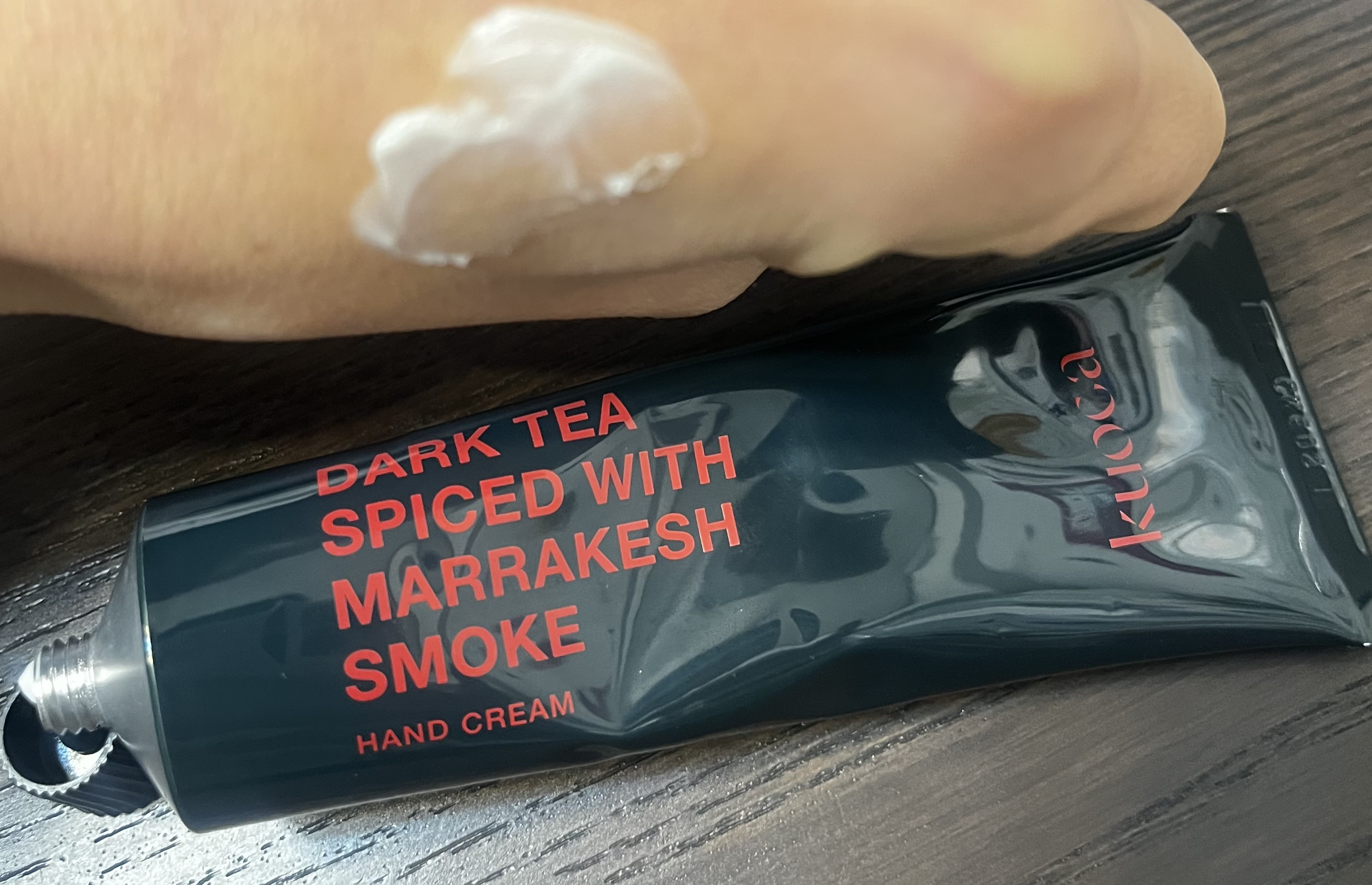 ダークティー ハンドクリーム/KUOCA/ハンドクリームを使ったクチコミ（2枚目）