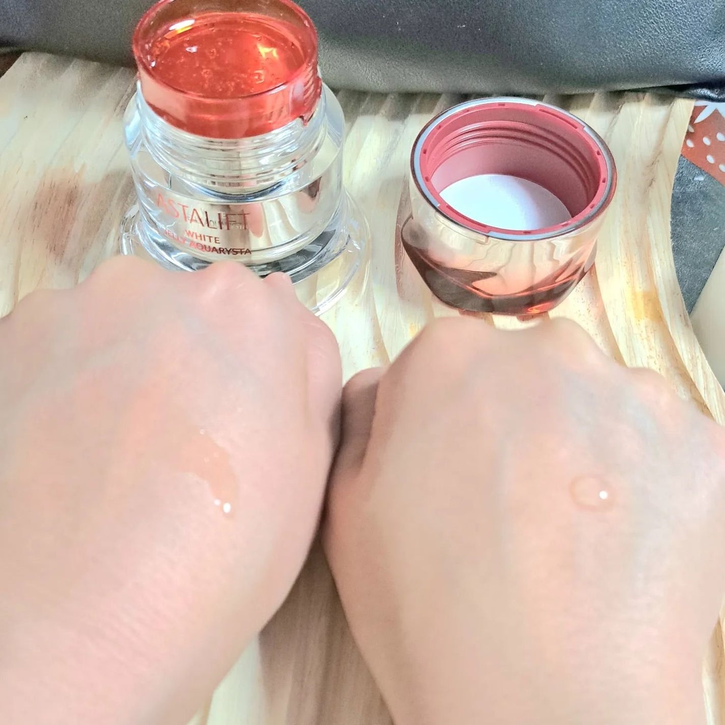 アスタリフト ホワイト ジェリー アクアリスタ/アスタリフト/美容液を使ったクチコミ(8枚目)