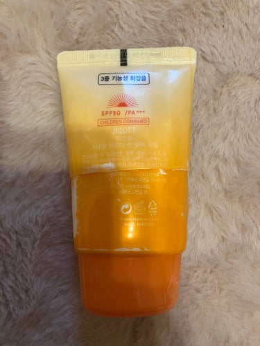 Qoo10 SNAIL UV SUN BLOCKのクチコミ「Qoo10　SNAIL UV SUN BLOCK

使い切りです。

Qoo10で売っている
.....」（2枚目）