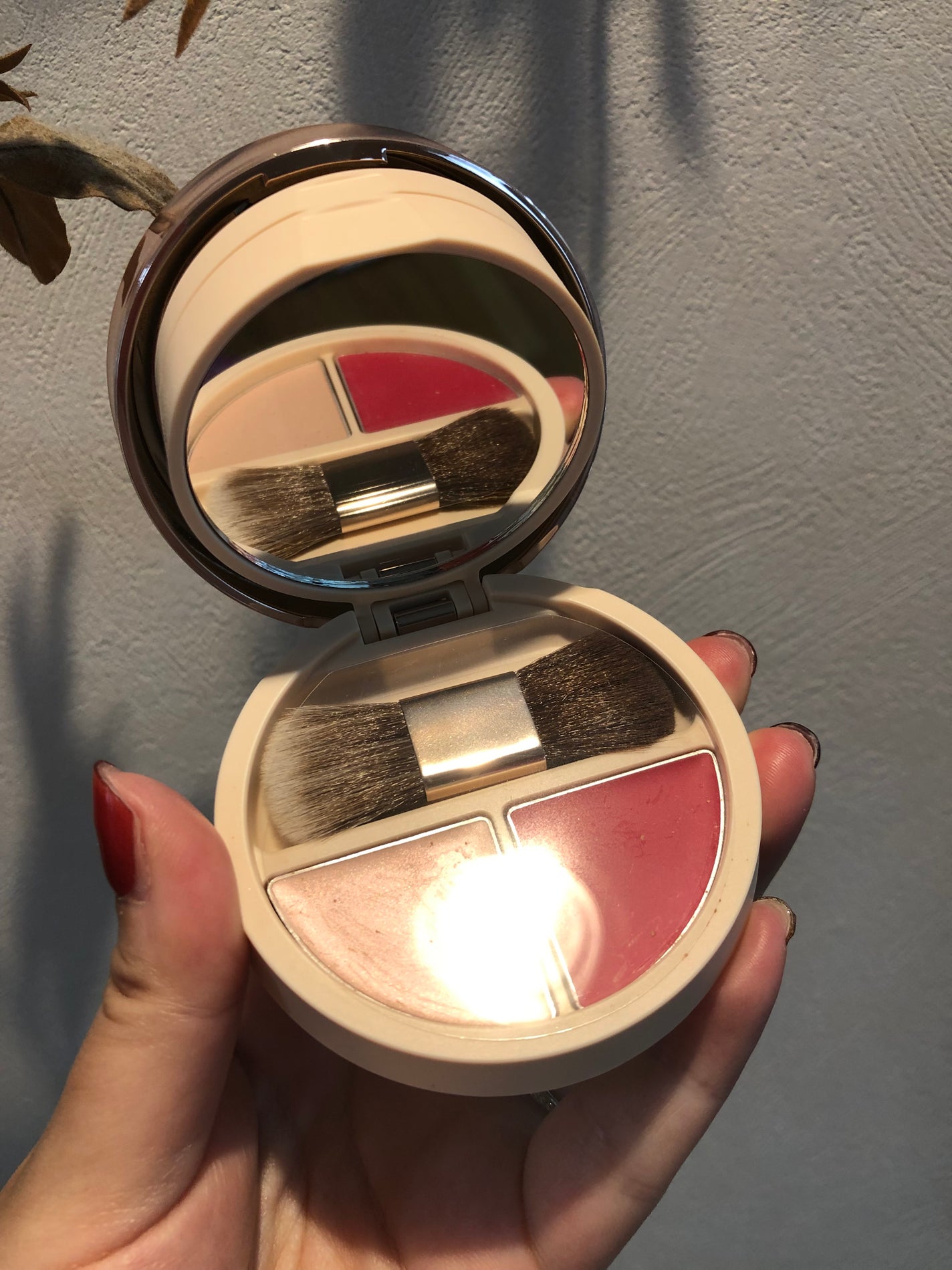 パウダリーファンデーション オーセンティックウーマン ロングステイ サテンヴェール/ブリリアージュ/パウダーファンデーションを使ったクチコミ(4枚目)