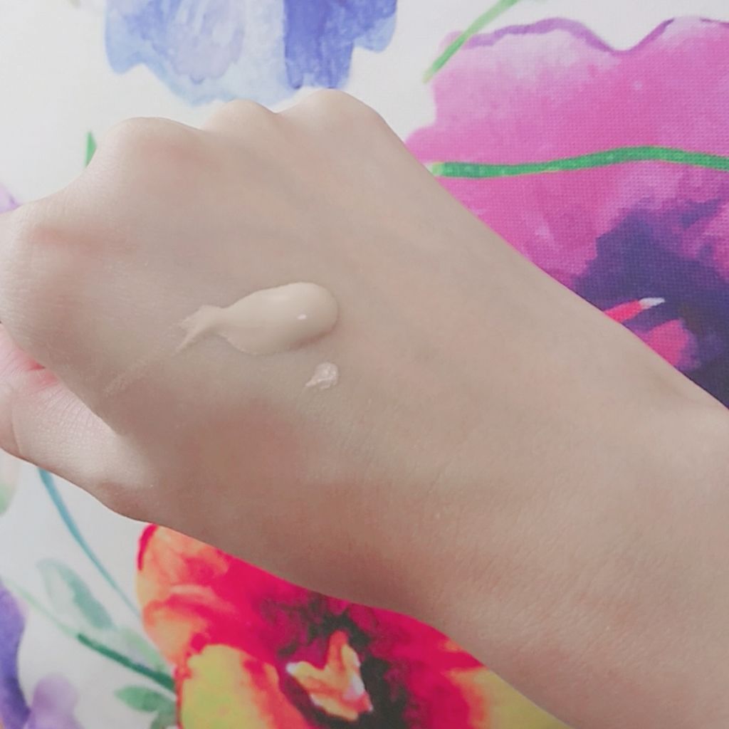 スキントリートメント ファンデーション/ナチュラグラッセ/リキッドファンデーションを使ったクチコミ(2枚目)