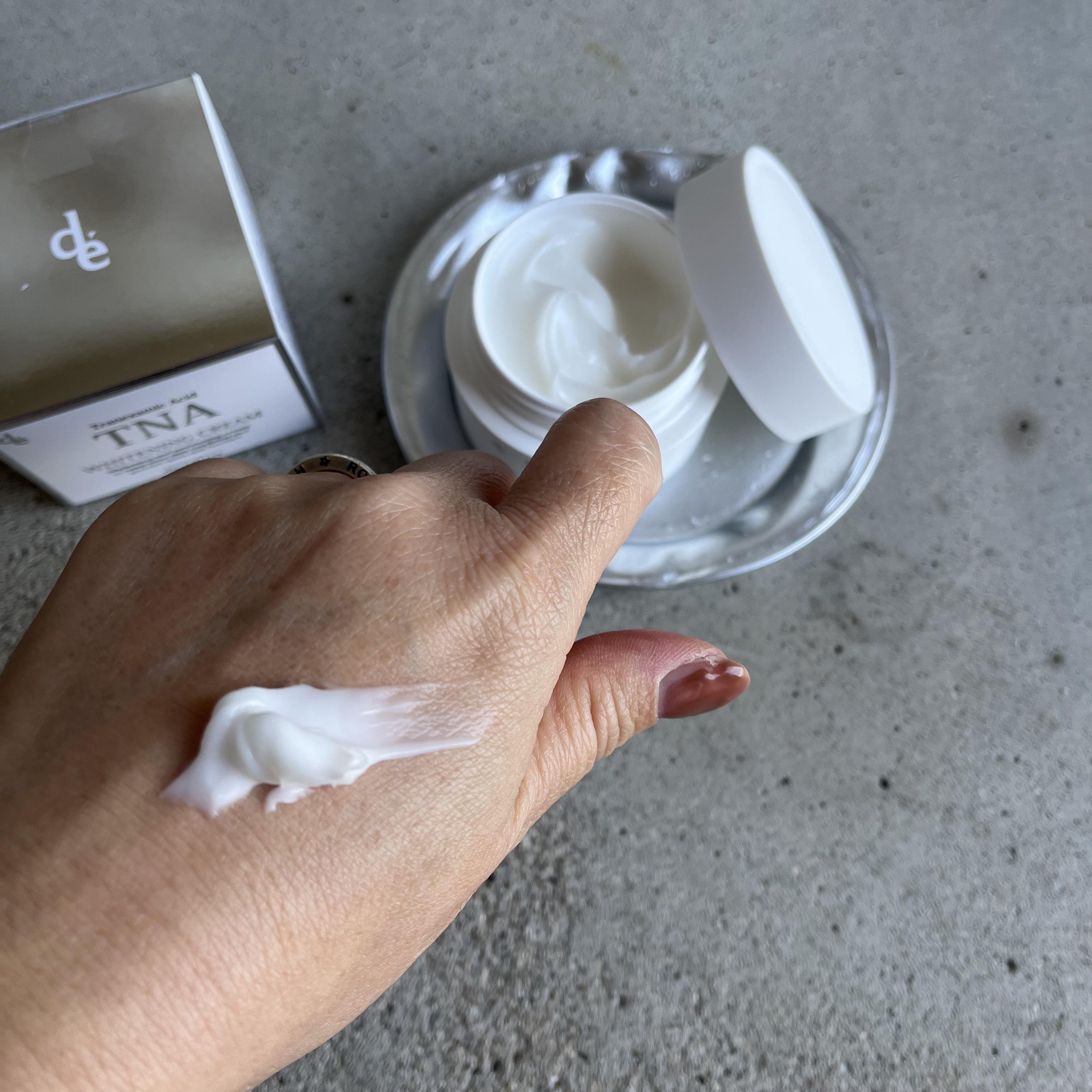 TNAホワイトニングクリーム/demarrer/フェイスクリームを使ったクチコミ（3枚目）