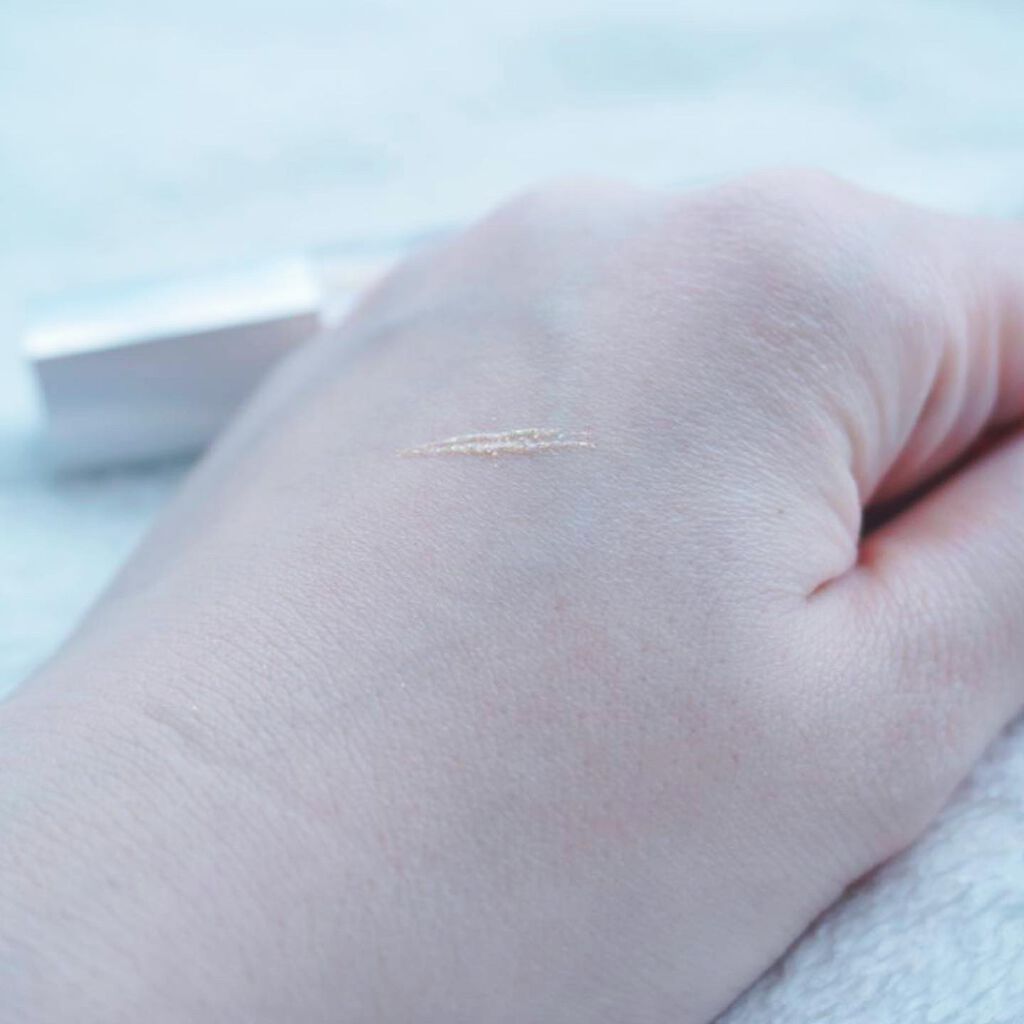 ダイヤモンドシリーズ 星空リキッドアイシャドウ/ZEESEA/リキッドアイシャドウを使ったクチコミ（2枚目）