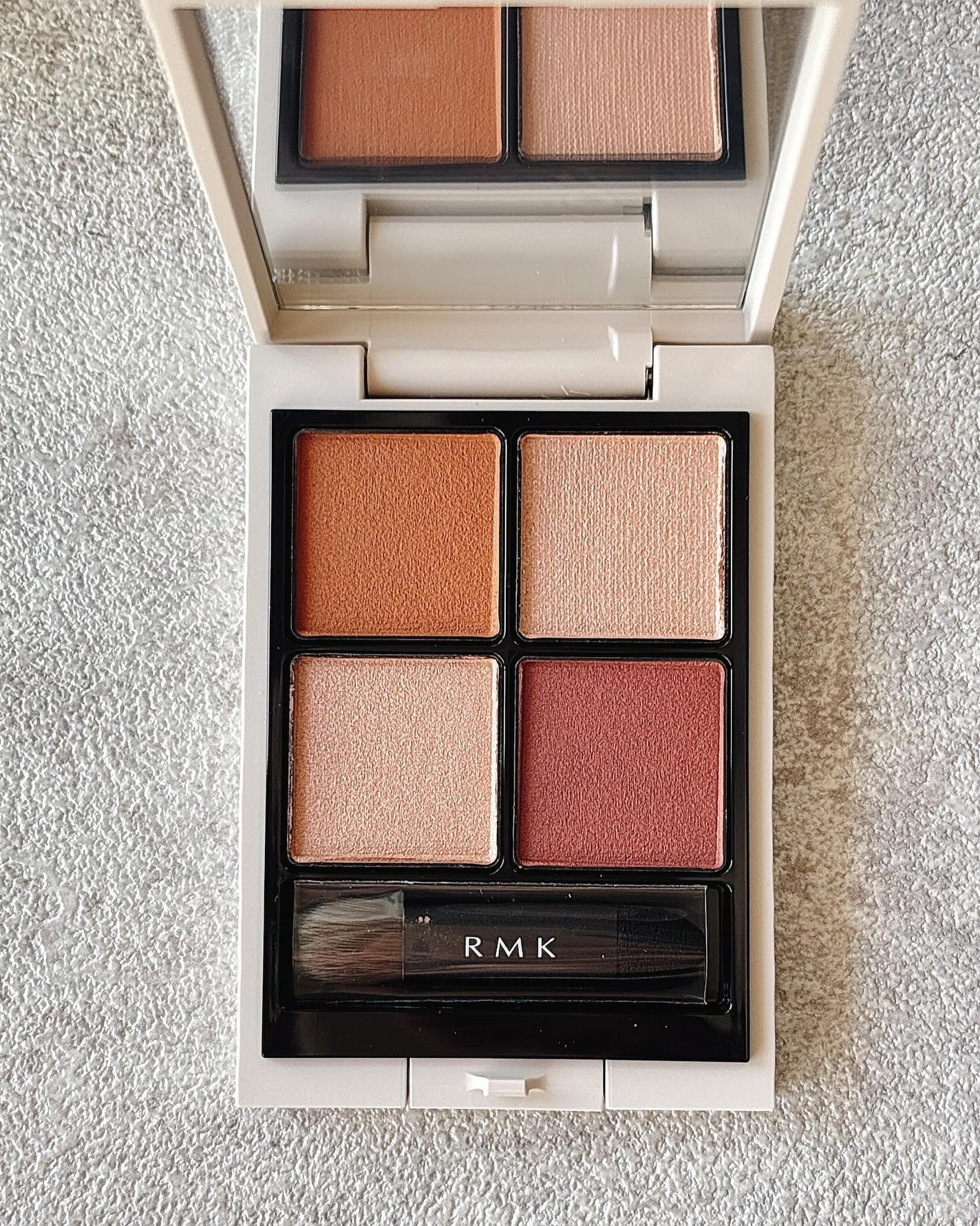 RMK シンクロマティック アイシャドウパレット/RMK/アイシャドウパレットを使ったクチコミ(3枚目)