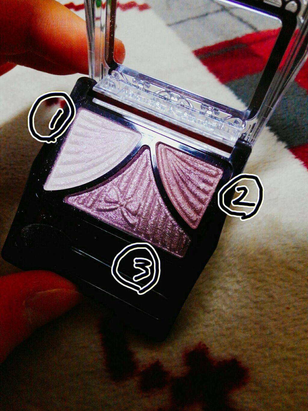 ジューシーピュアアイズ/キャンメイク/アイシャドウパレットを使ったクチコミ（3枚目）