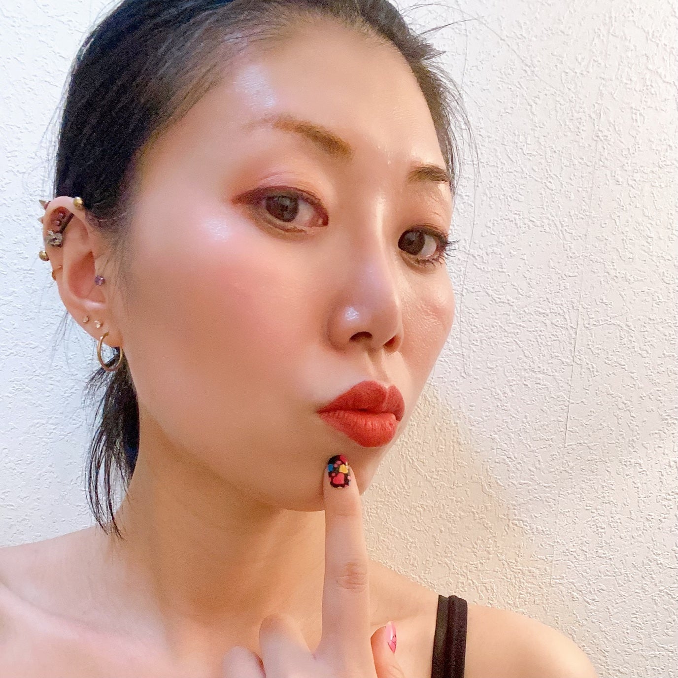 みく@フォロバ on LIPS 「マットリップ苦手民な私…なぜかっていえば縦じわに入り込むから😭..」(9枚目)