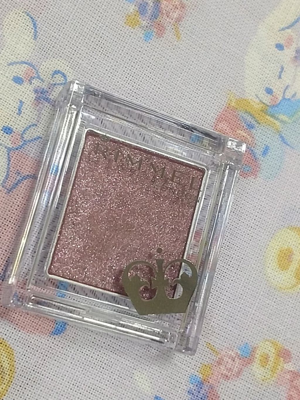 プリズム パウダーアイカラー/リンメル ロンドン/単色アイシャドウを使ったクチコミ(4枚目)