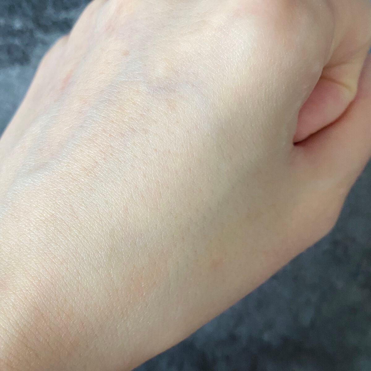 プリズム・リーブル/GIVENCHY/ルースパウダーを使ったクチコミ(5枚目)