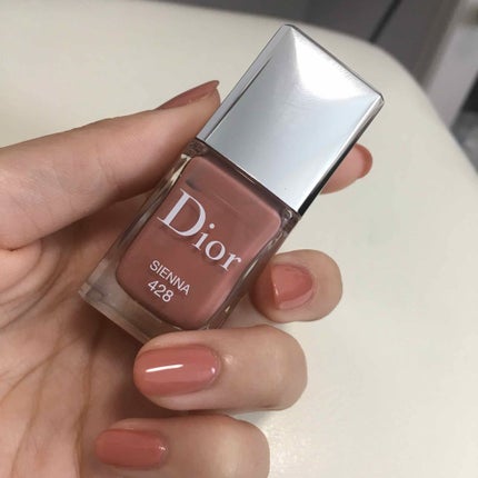 ディオール ヴェルニ/Dior/マニキュアを使ったクチコミ(2枚目)