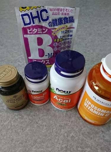 🍒１

2018年上半期使用していたサプリ記録✍🏻

💊LIPOSOMAL VITAMIN C           ２cap/日
💊Acai 500mg                         