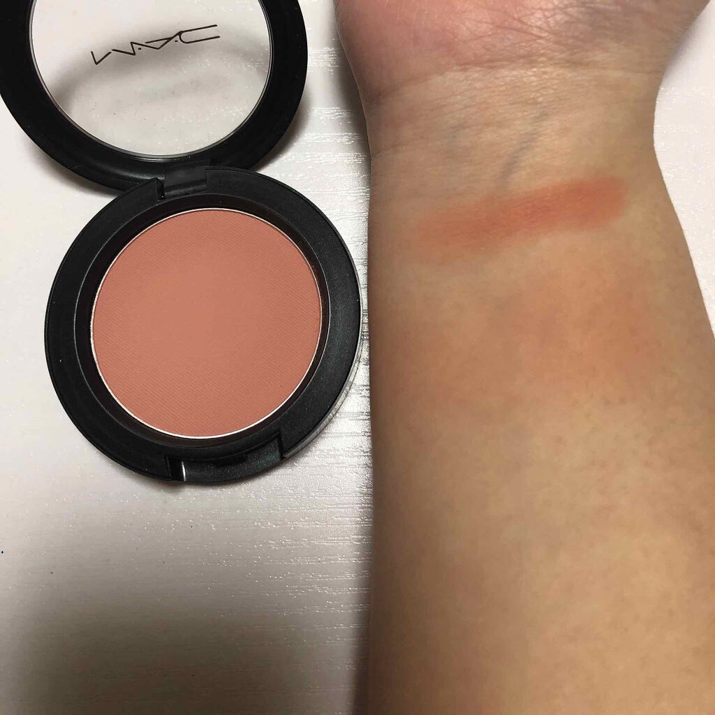 パウダー ブラッシュ メルバ/M・A・C/パウダーチークを使ったクチコミ（2枚目）