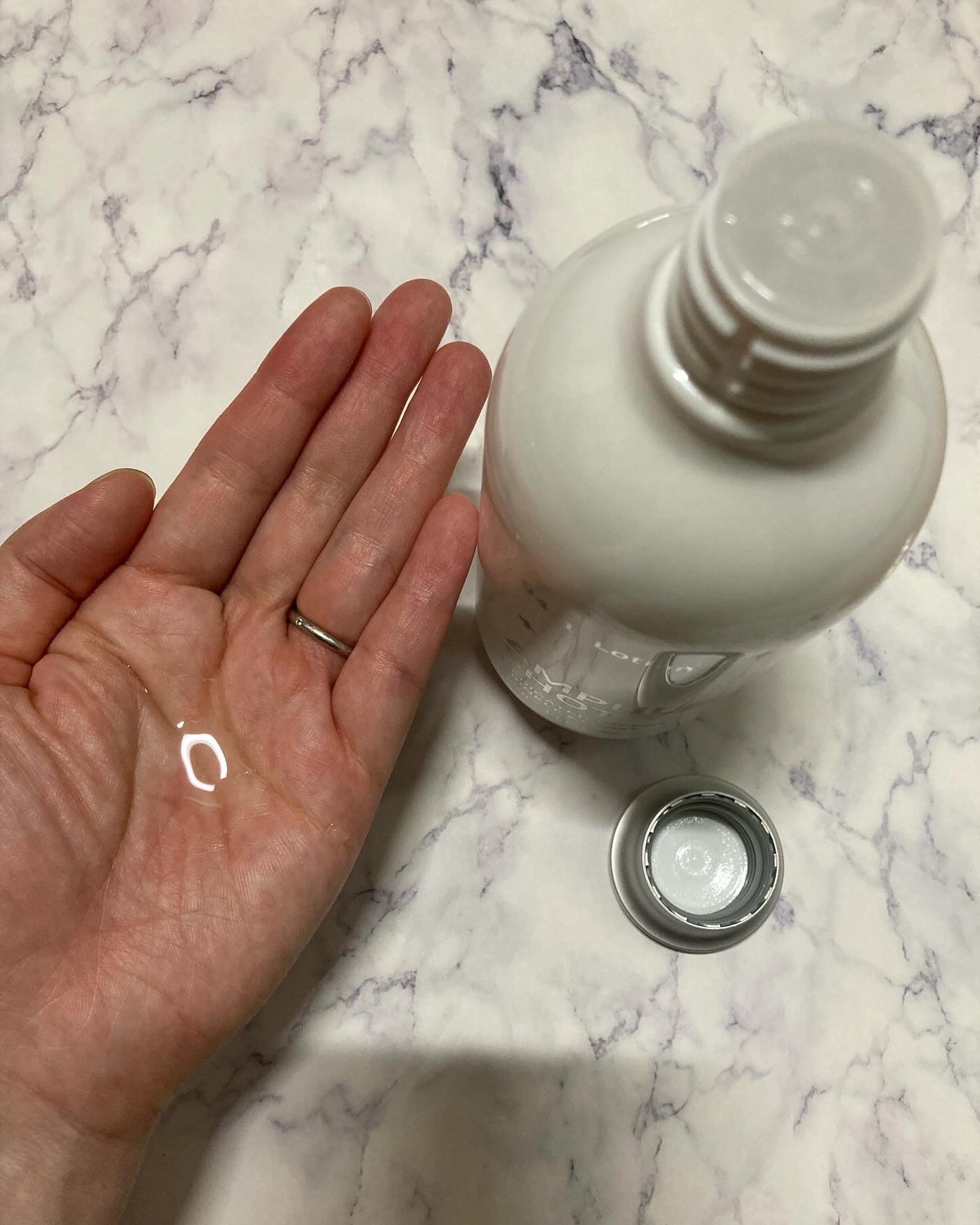 薬用 エフェクト リンクル&モイスト ローション/AMPULE SHOT/化粧水を使ったクチコミ(3枚目)