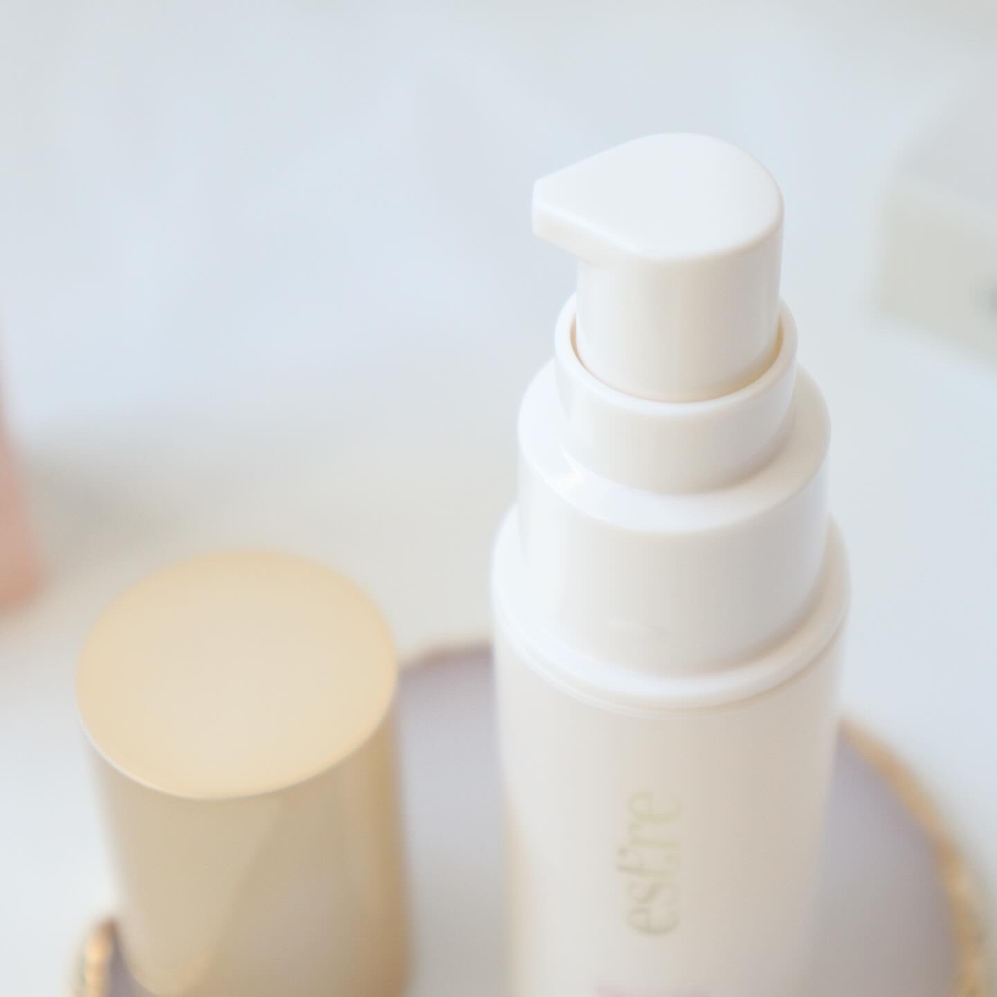 デリケートリッチオイルセラム/est’re®/ボディオイルを使ったクチコミ（2枚目）