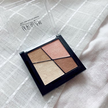 UR GLAM　VELVET EYE COLOR PALETTE/U R GLAM/パウダーアイシャドウを使ったクチコミ（2枚目）