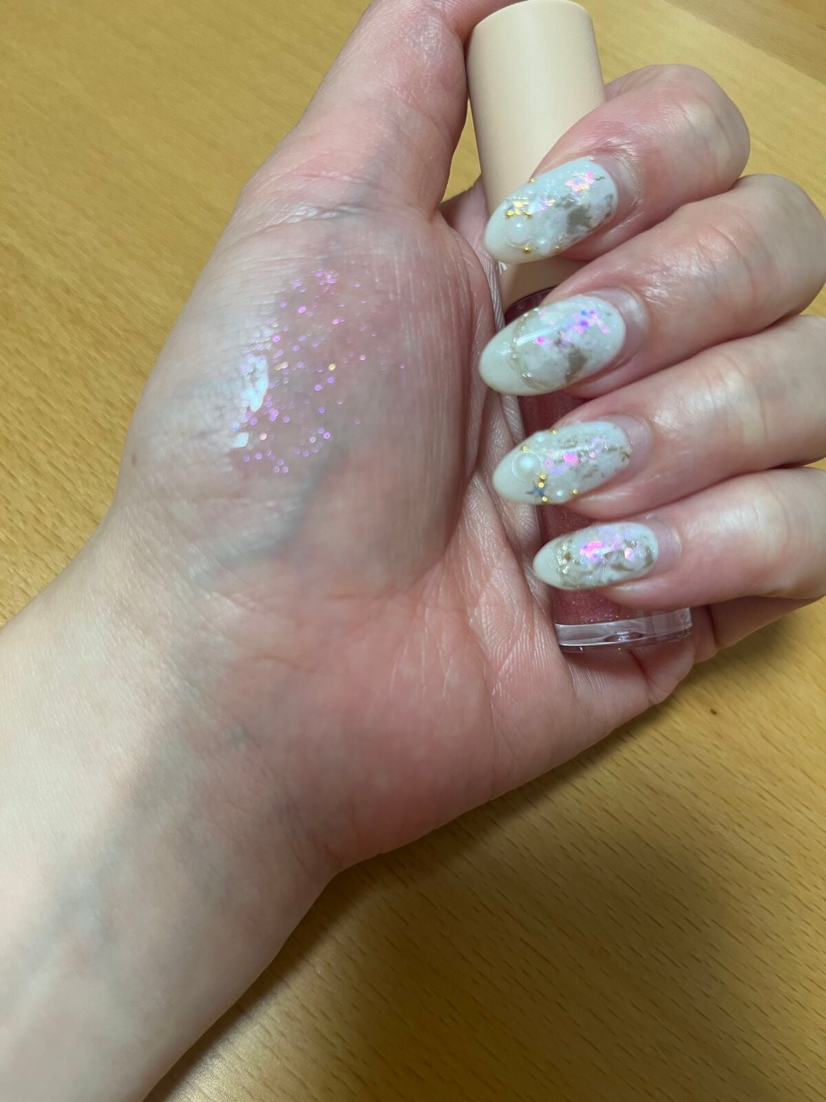 テンアント・モイス/RICAFROSH/リップグロスを使ったクチコミ(3枚目)