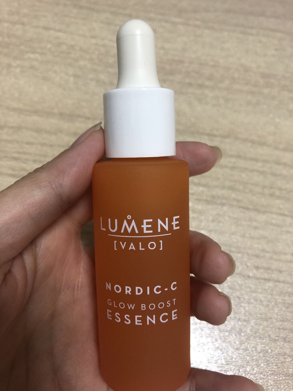 ノルディックC(ヴァロ)グローブーストエッセンス/LUMENE/美容液を使ったクチコミ（1枚目）