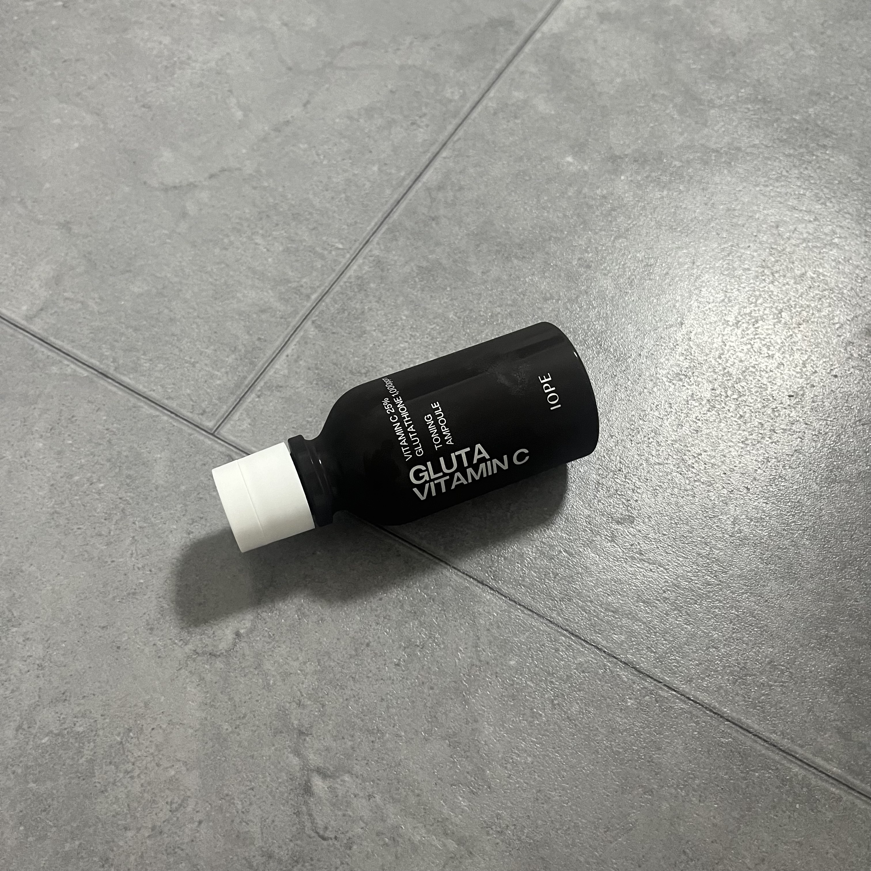 グルタ ビタミンC トーニング アンプル/IOPE/美容液を使ったクチコミ（1枚目）