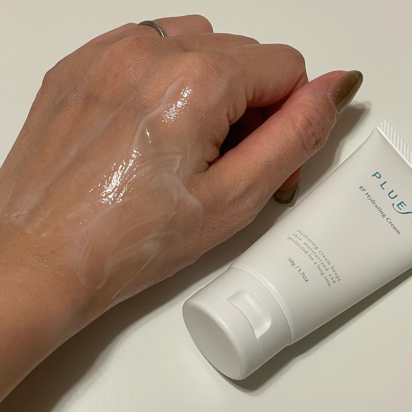 RF ハイドレーティングクリーム/PLUEST/フェイスクリームを使ったクチコミ（3枚目）
