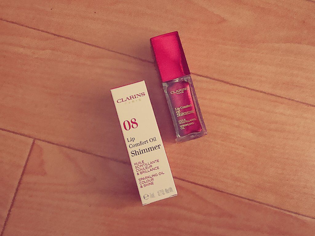 コンフォート リップオイル シマー 08 バーガンディーワイン(限定)/CLARINS/リップグロスを使ったクチコミ（1枚目）