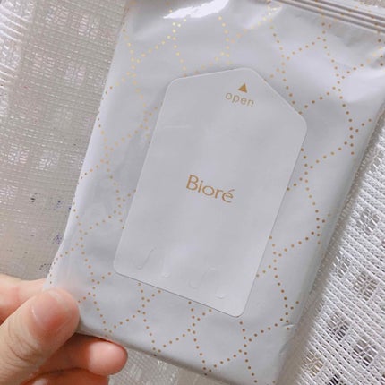 メイクの上からリフレッシュシート/ビオレ/フェイスシートを使ったクチコミ(2枚目)