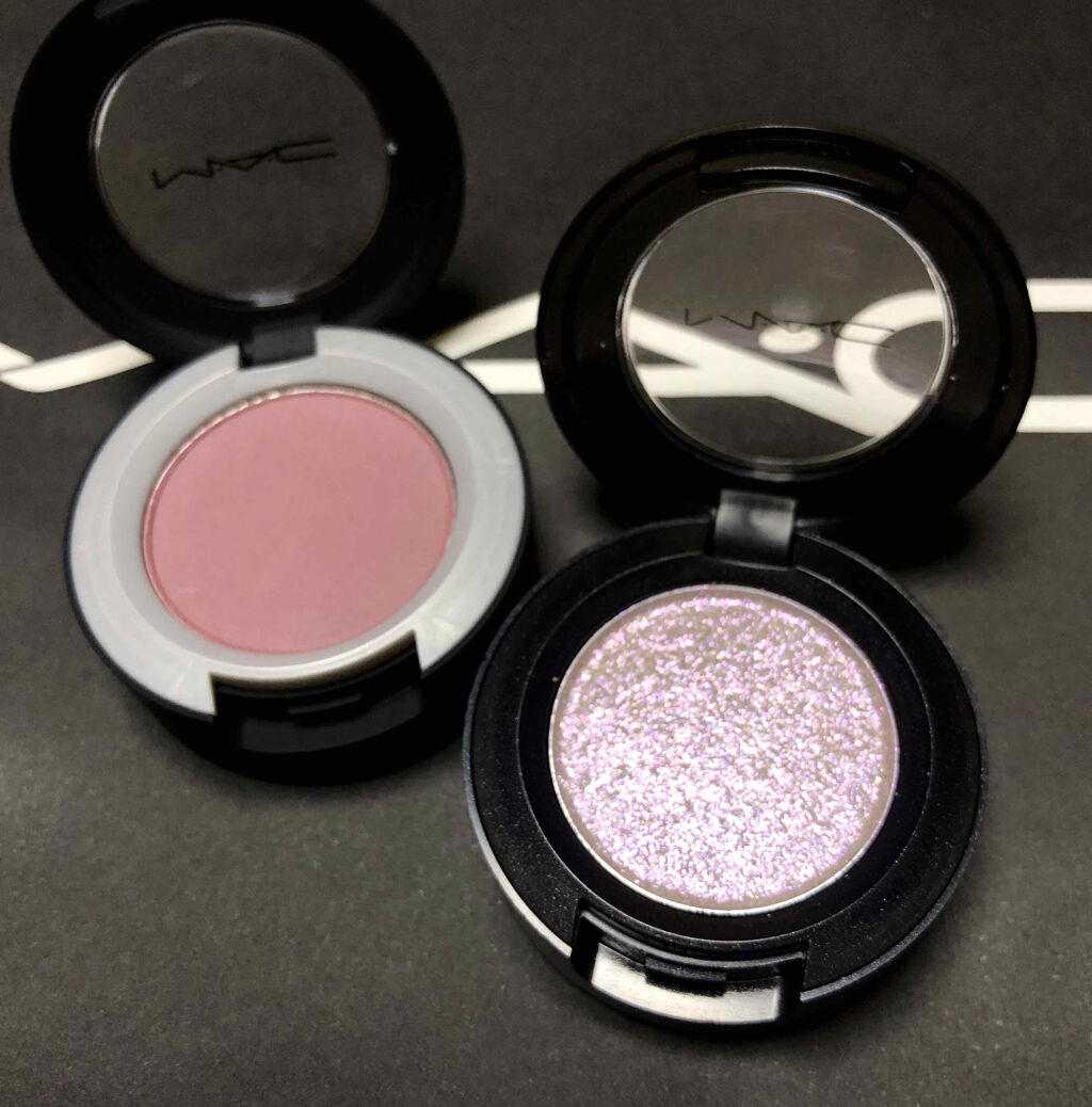 ダズルシャドウ/M・A・C/単色アイシャドウを使ったクチコミ（2枚目）