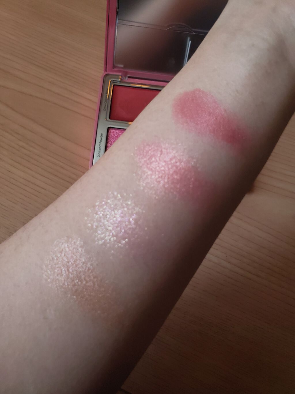 ラブ グロウ チーク パレット/Natasha Denona/パウダーチークを使ったクチコミ(3枚目)