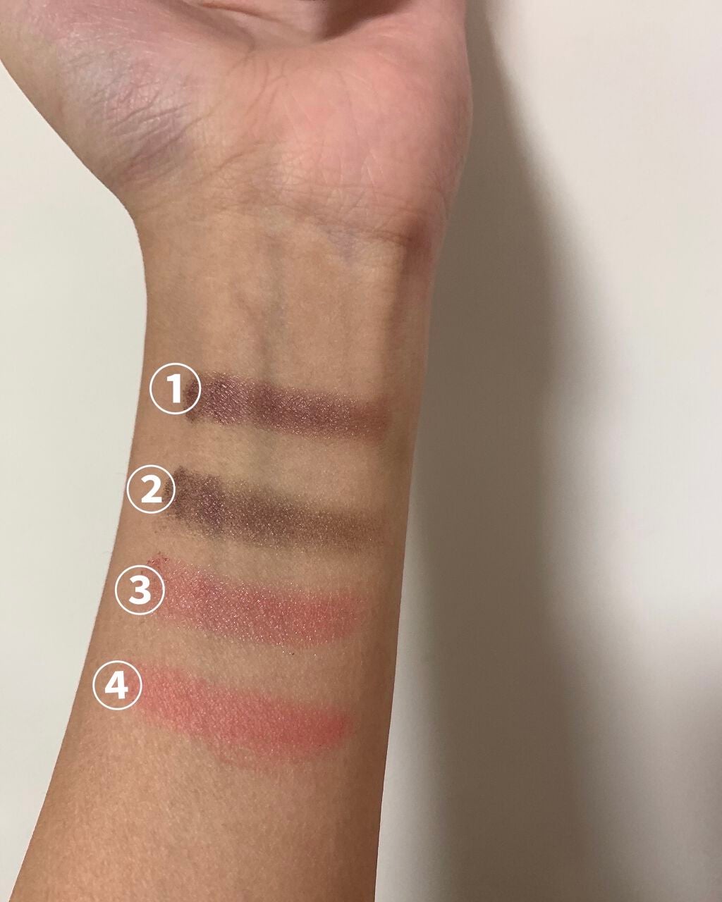 シングルアイシャドウ/マリブビューティー/単色アイシャドウを使ったクチコミ(3枚目)