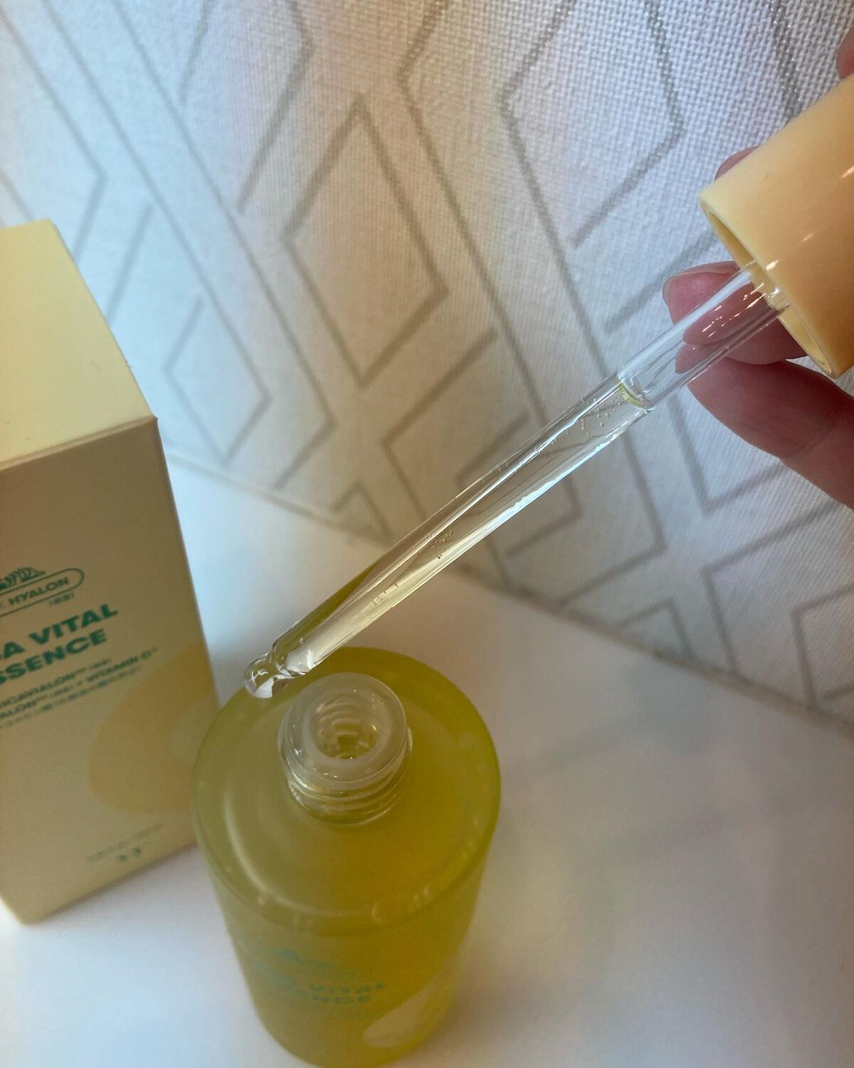 シカバイタル エッセンス/VT/美容液を使ったクチコミ(3枚目)