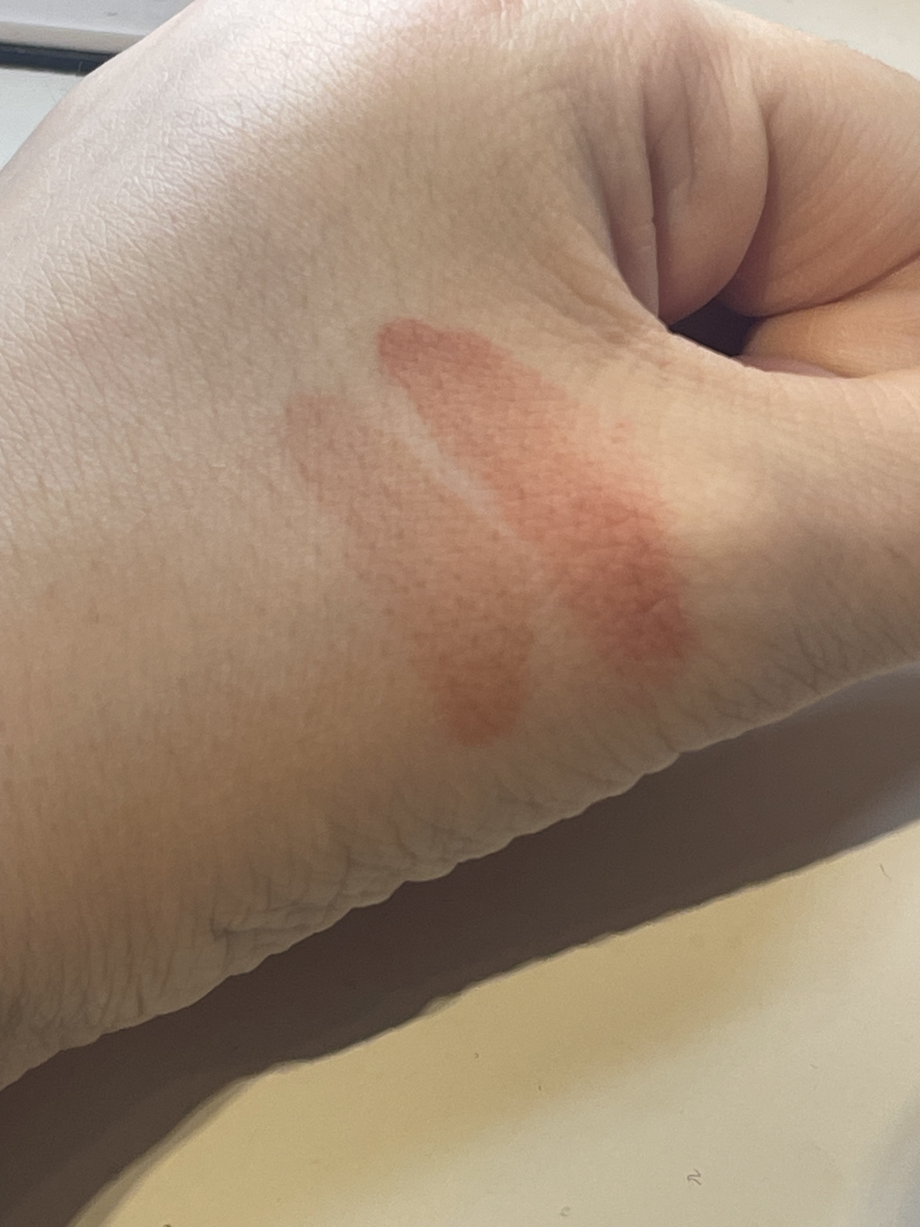 フルーティーグラムティント/Laka/リップティントを使ったクチコミ（3枚目）