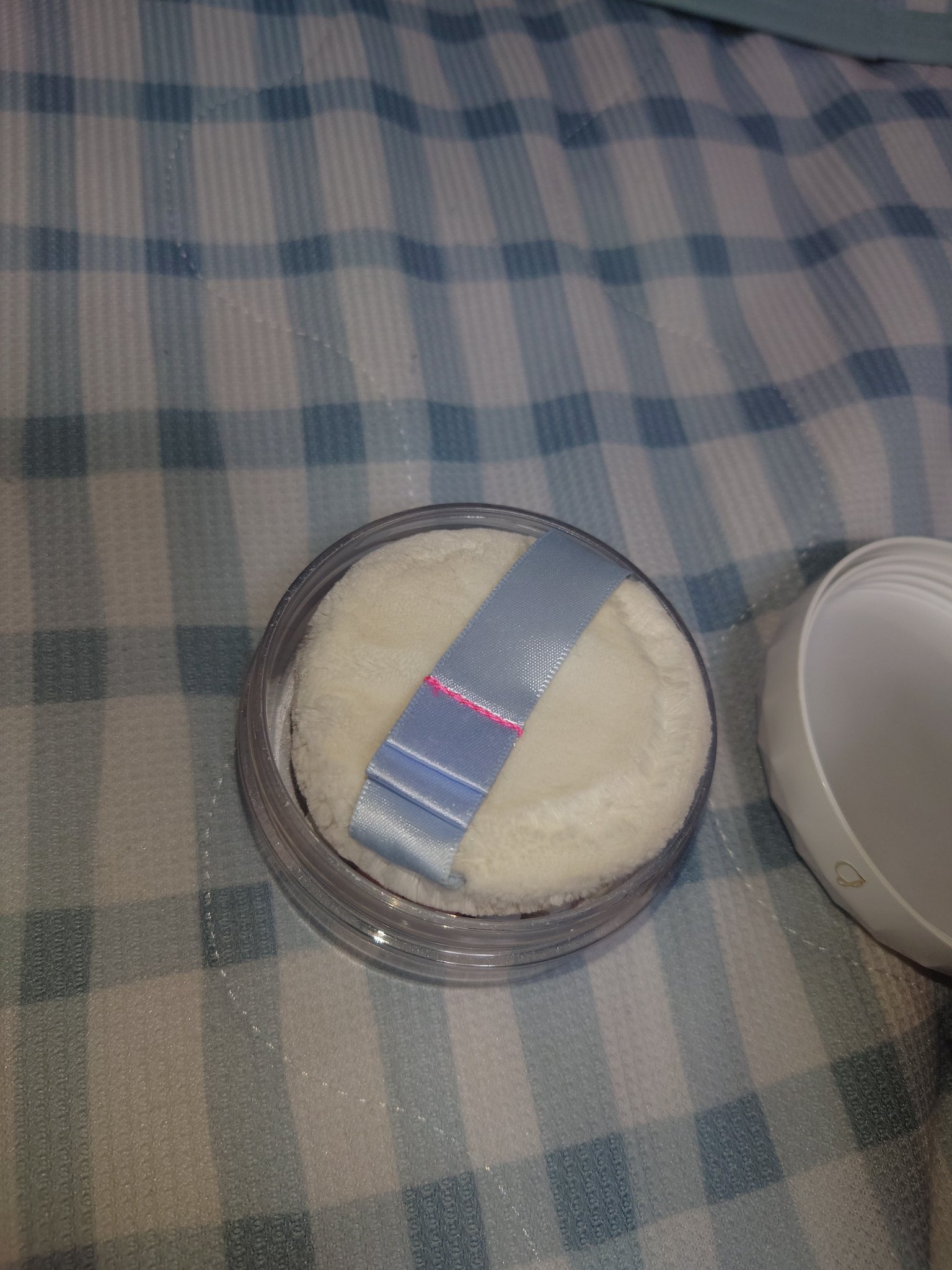 ボディーパウダー(旧)/BENEFIQUE/デオドラント・制汗剤を使ったクチコミ（2枚目）