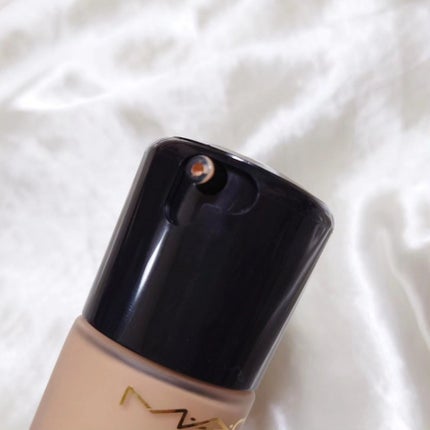 スタジオ ラディアンス セラム ファンデーション/M・A・C/リキッドファンデーションを使ったクチコミ(2枚目)