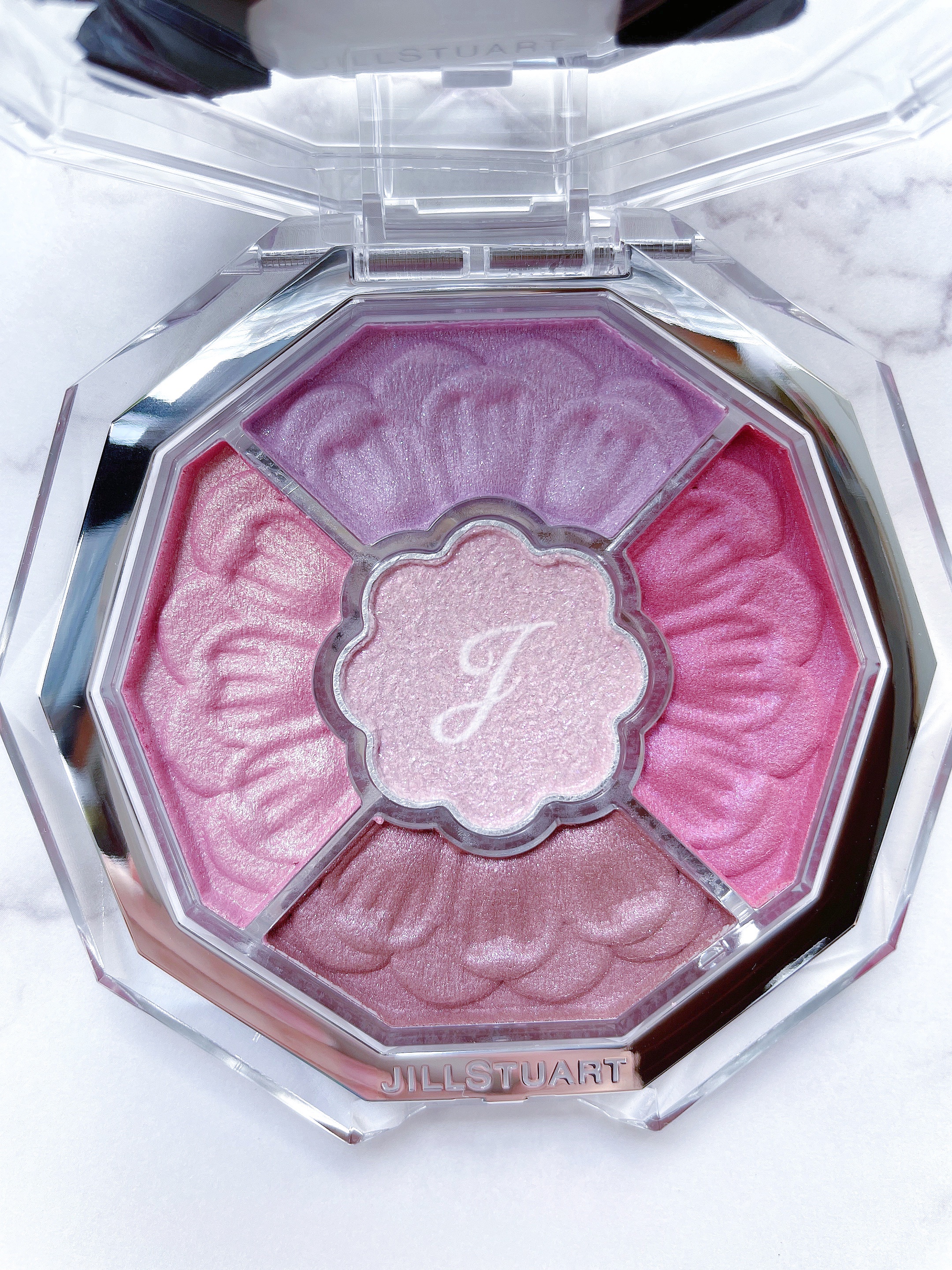 ジルスチュアート ブルームクチュール アイズ　ジュエルドブーケ/JILL STUART/アイシャドウパレットを使ったクチコミ（3枚目）