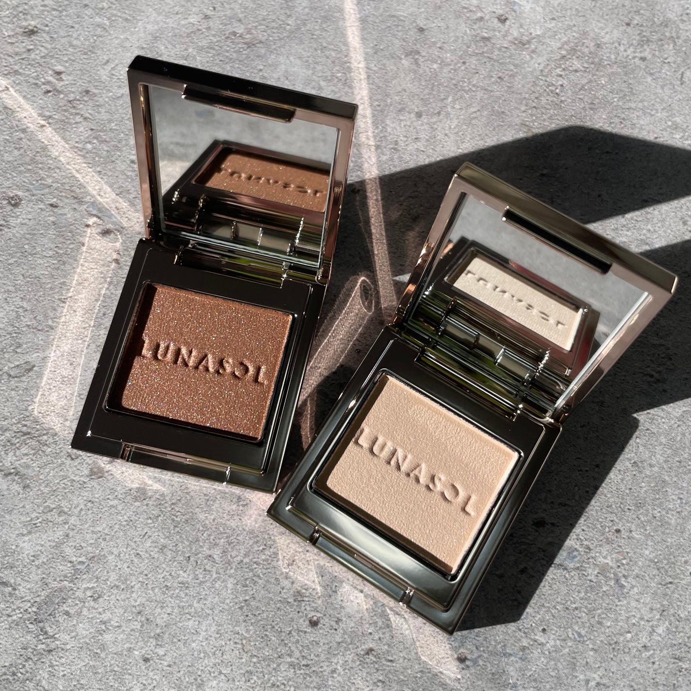 ルナソル モノアイカラーレーション/LUNASOL/単色アイシャドウを使ったクチコミ(2枚目)