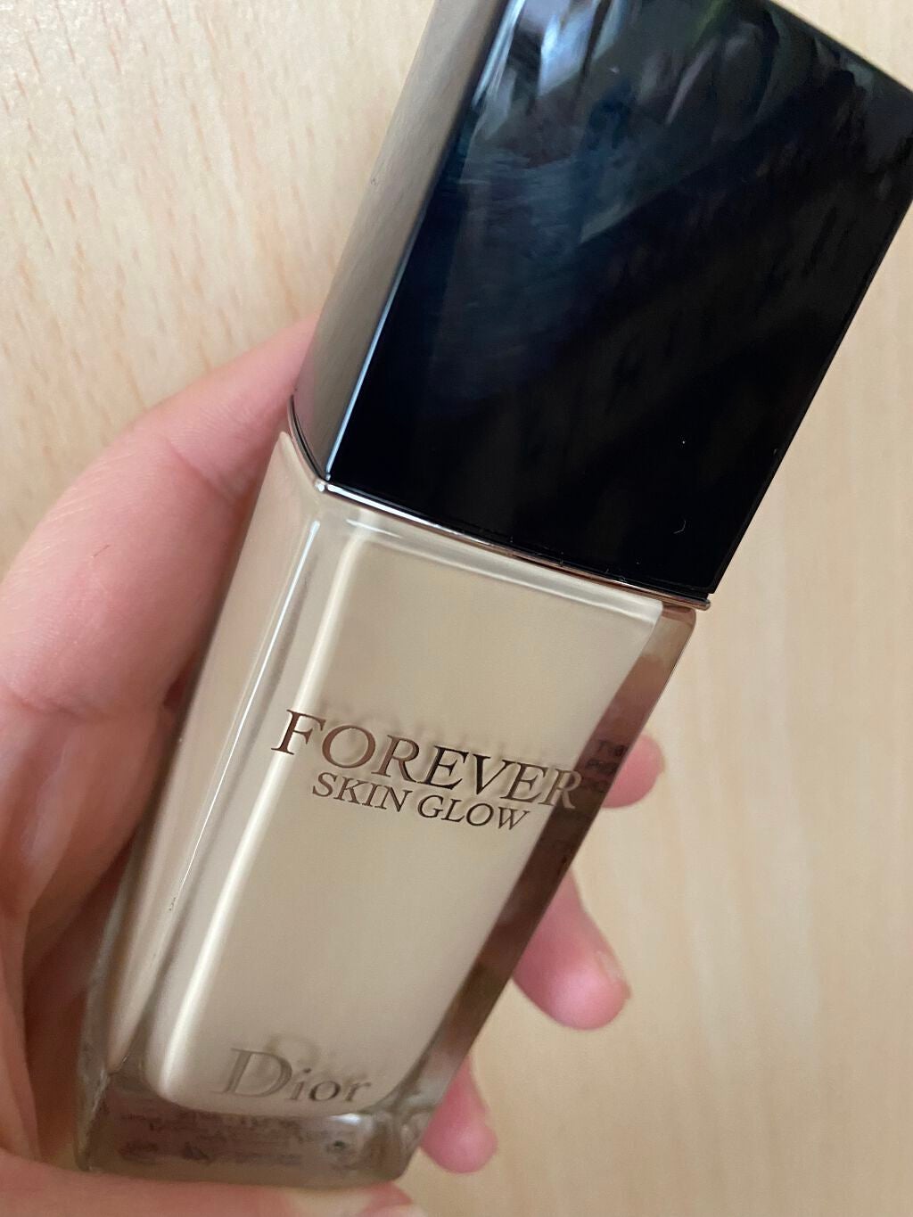 ディオールスキン フォーエヴァー フルイド グロウ/Dior/リキッドファンデーションを使ったクチコミ(1枚目)