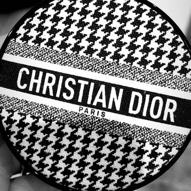 【旧】ディオールスキン フォーエヴァー クッション 2N ニュートラル <ニュー ルック エディション>（生産終了）/Dior/クッションファンデーションを使ったクチコミ（1枚目）