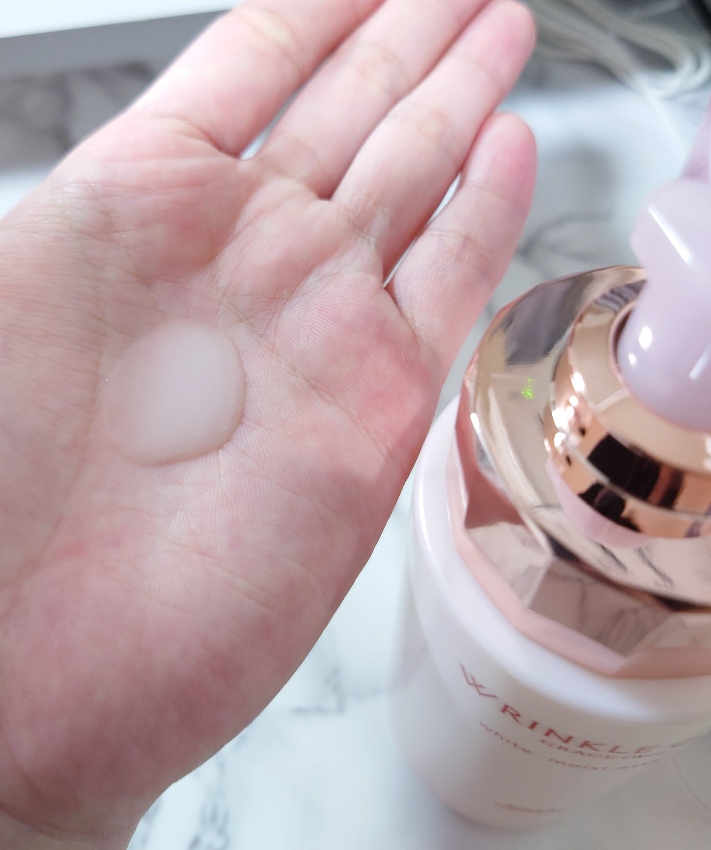 リンクルケア ホワイト モイストエッセンス/グレイスワン/オールインワン化粧品を使ったクチコミ(3枚目)